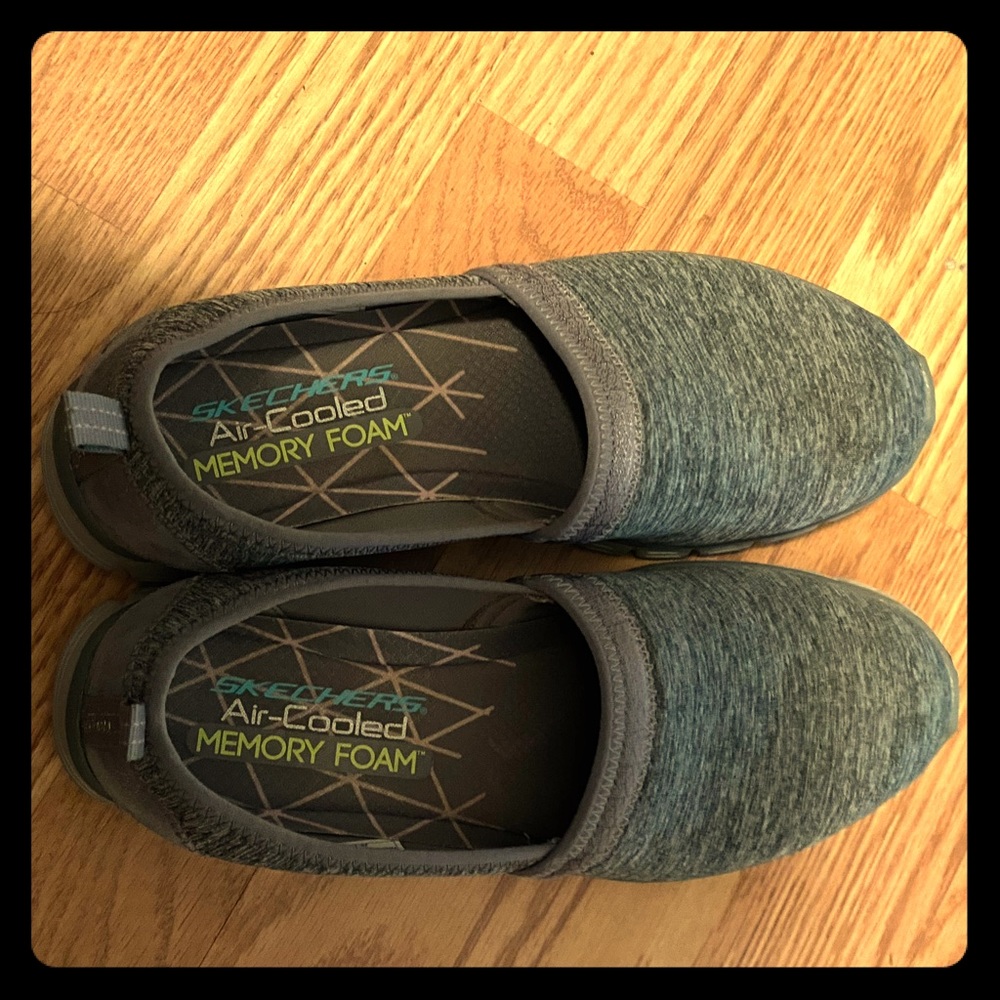Skechers memory foam shoes